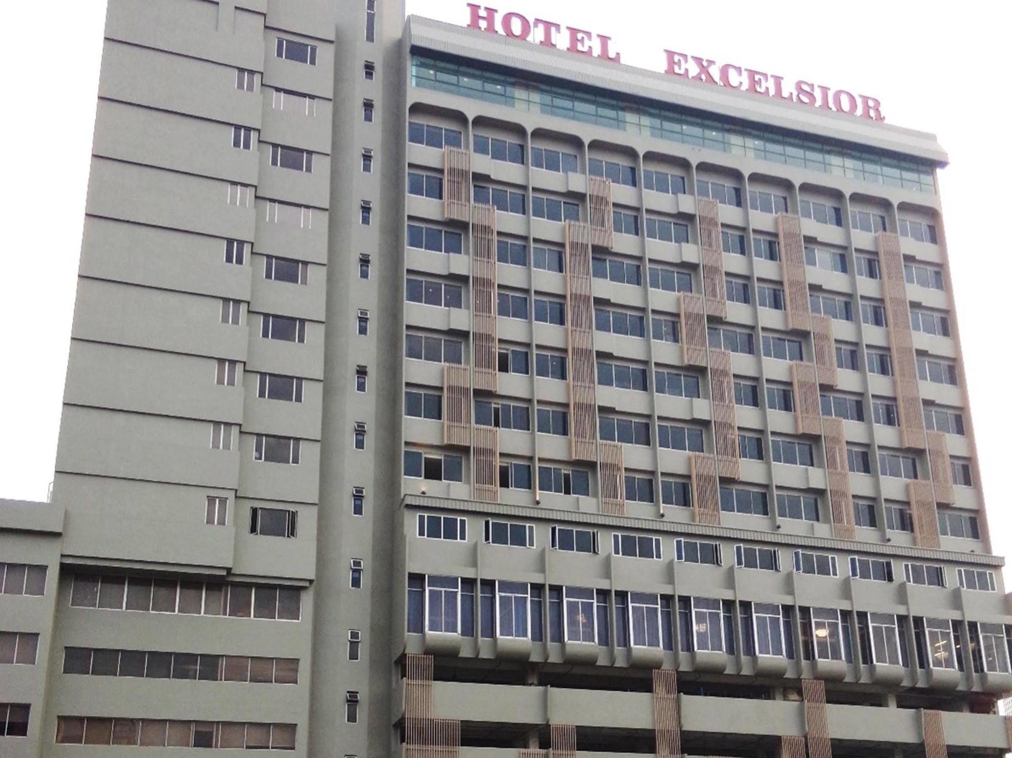 Hotel Excelsior Ипох Екстериор снимка